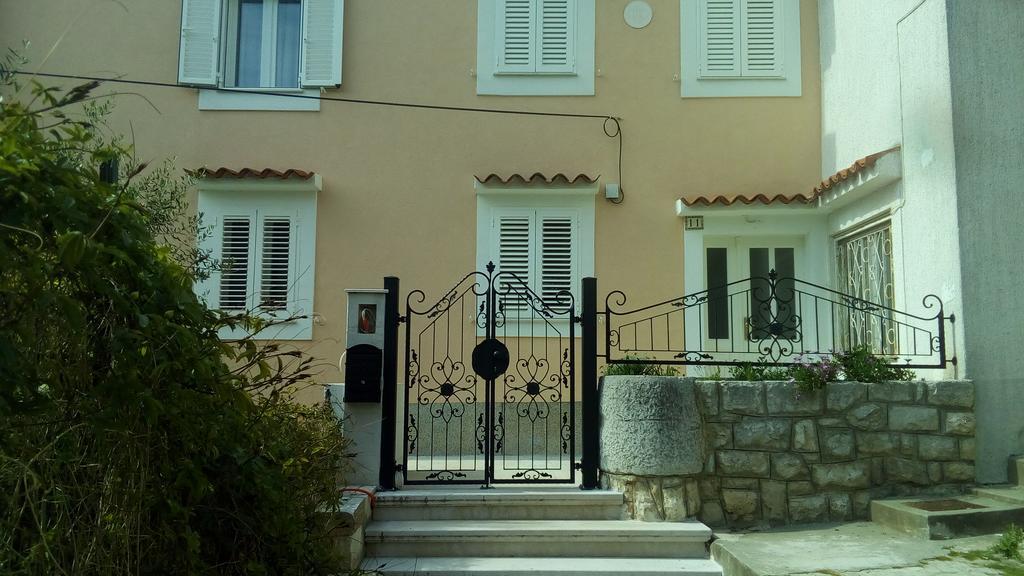 Apartment Emma Mali Losinj Luaran gambar