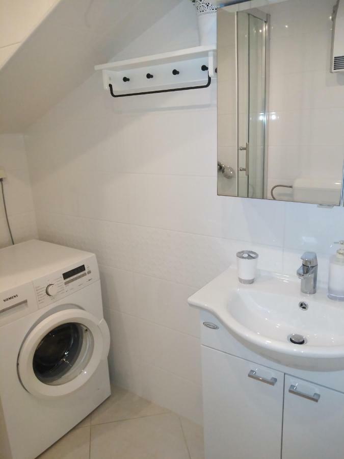 Apartment Emma Mali Losinj Luaran gambar